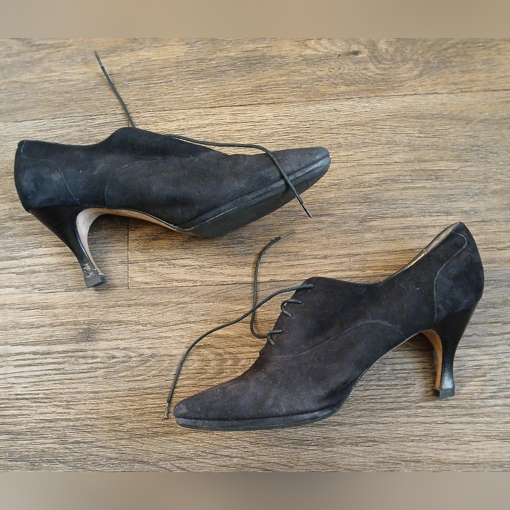 Saks Fifth Avenue Black Suede Lace Up Pointed Toe Booties. Made in Italy 